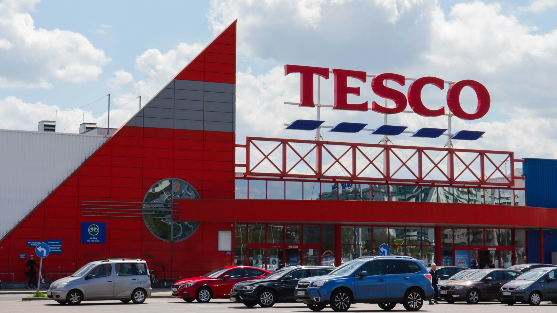 Tesco Launches New Online Marketplace Featuring 9,000 Products